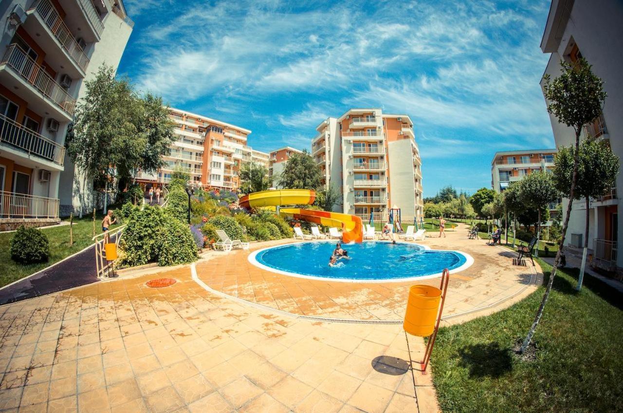 Grand Resort - Imperial Crown Fort Club - Prestige Apartments Елените Екстериор снимка