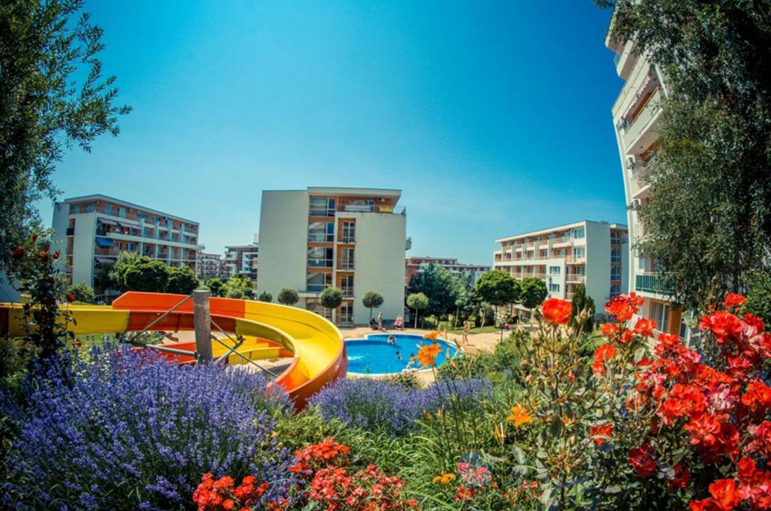 Grand Resort - Imperial Crown Fort Club - Prestige Apartments Елените Екстериор снимка