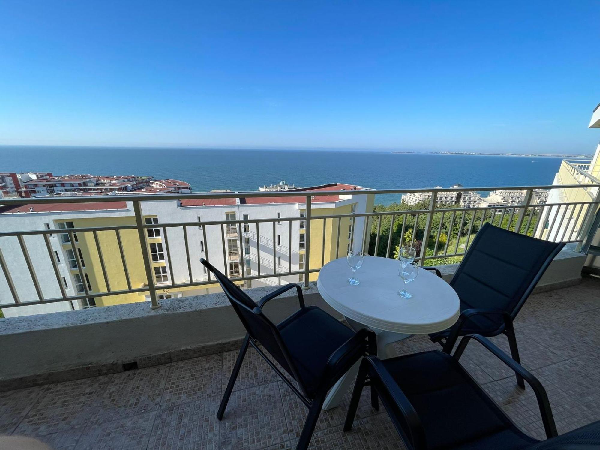 Grand Resort - Imperial Crown Fort Club - Prestige Apartments Елените Екстериор снимка